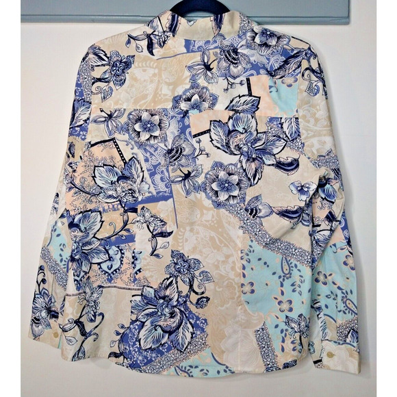 Chico’s Size 1 (S) Blue Gray Floral Cotton Button Front Long Sleeve Blouse - Picture 3 of 6